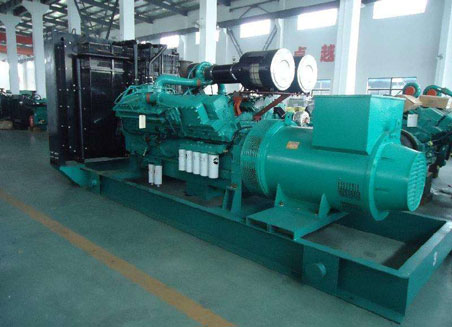 海城800kw康明斯柴油发电机组图片 海城800kw康明斯柴油发电机组图片